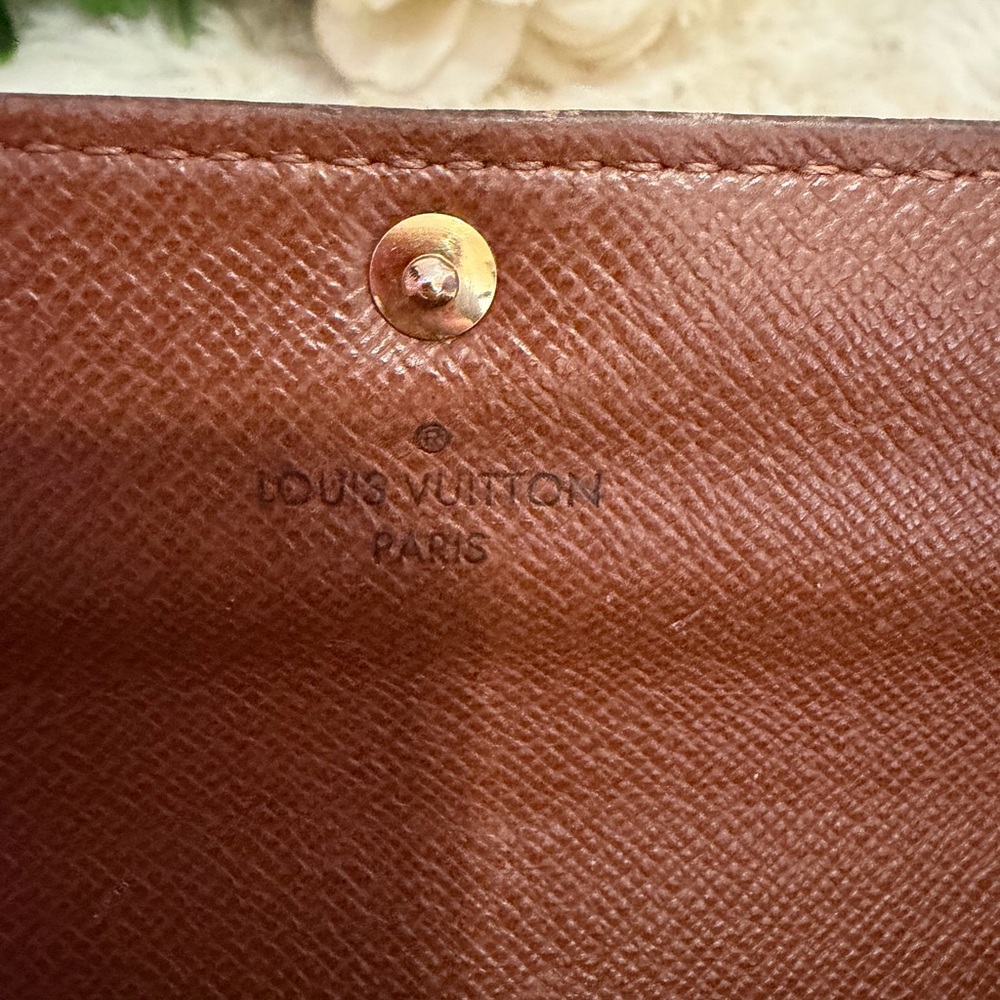 Louis Vuitton Sarah wallet - Picture 5 of 16